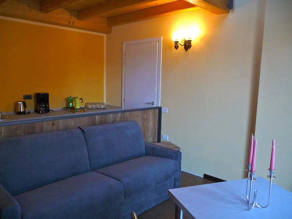 Tra Lago E Montagna Baita La Morena Nesso Farm stay