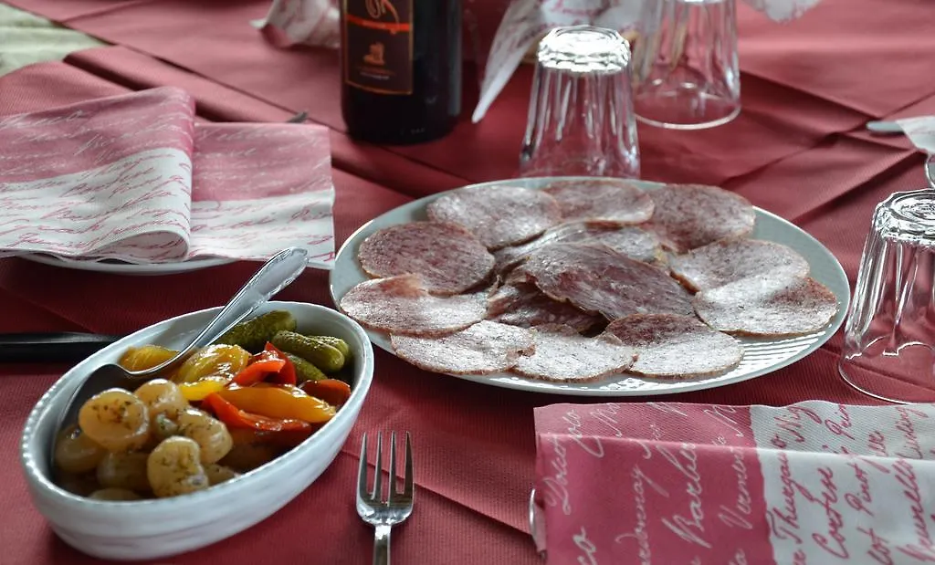 Farm stay Tra Lago E Montagna Baita La Morena Nesso